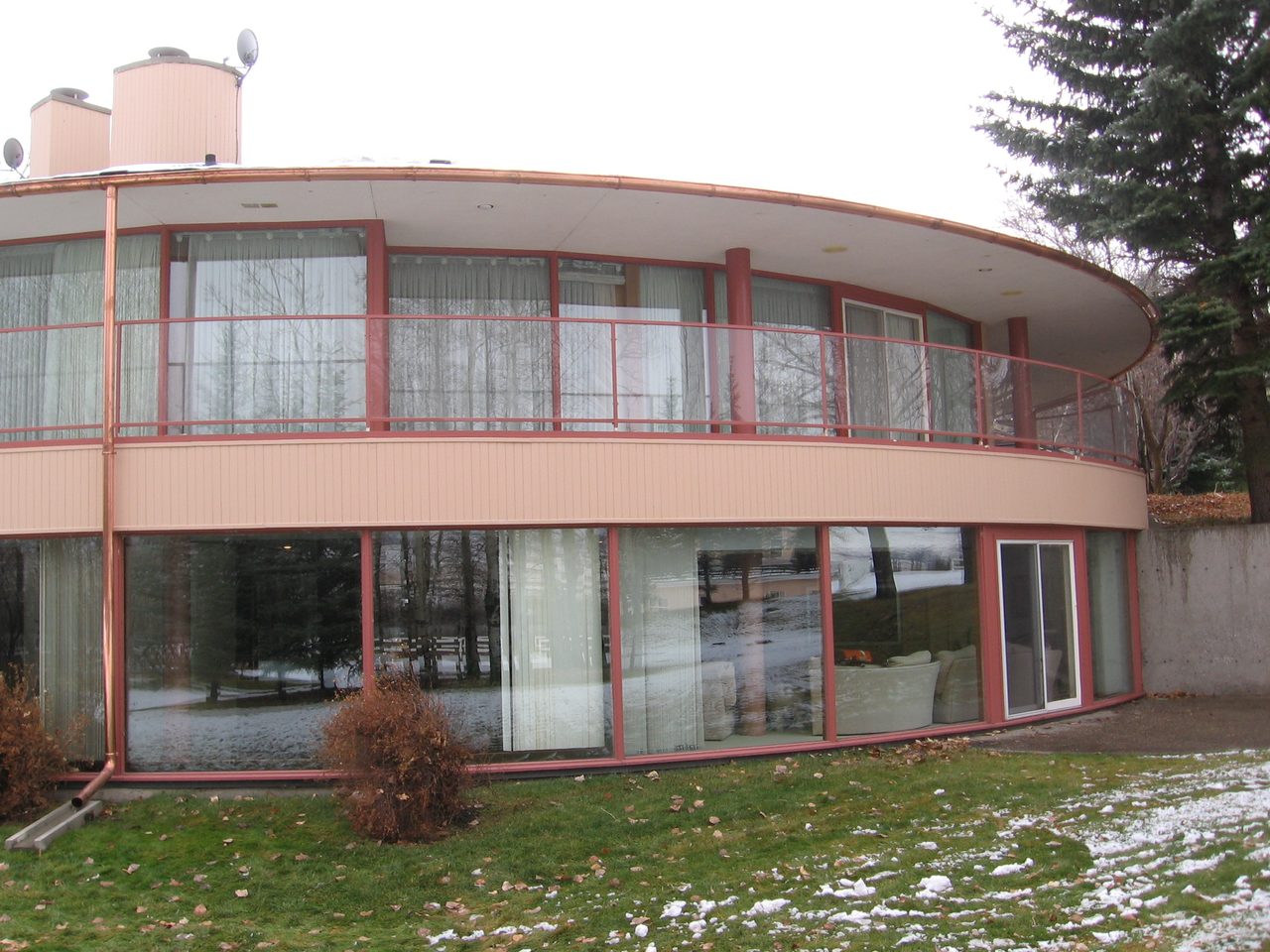 Custom box-style and euro half-round eavestrough